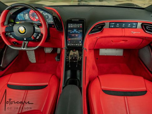 Used 2022 Ferrari Roma image 12