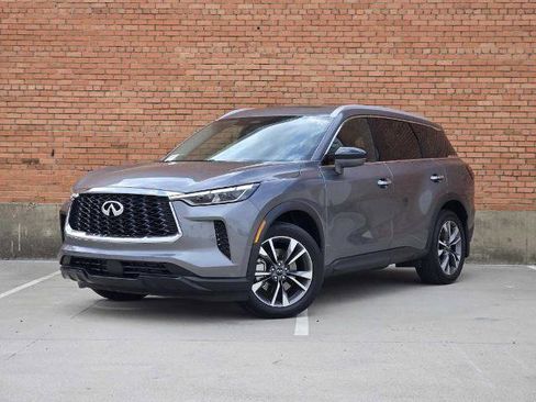 Certified 2025 INFINITI QX60 Luxe image 1