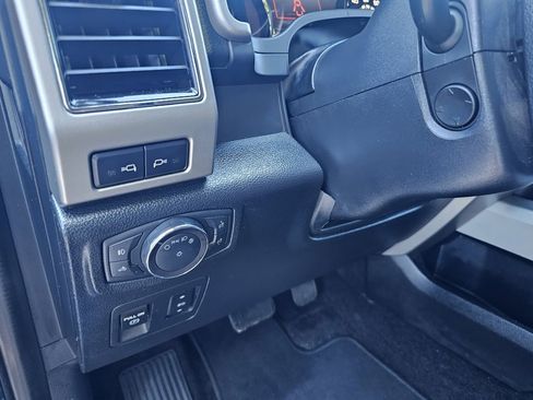 Used 2020 Ford F150 Lariat w/ Equipment Group 502A Luxury image 12