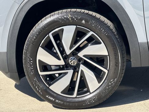 New 2026 Volkswagen Atlas SE AWD/4WD image 24
