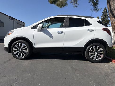 Used 2018 Buick Encore Essence image 8