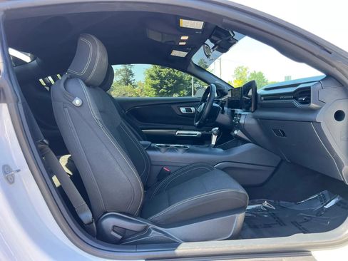Used 2024 Ford Mustang Coupe RWD image 16