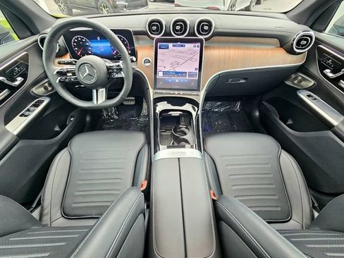 Certified 2024 Mercedes-Benz GLC 300 4MATIC image 27