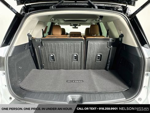 Certified 2026 Nissan Pathfinder Platinum w/ Cargo Package AWD/4WD image 27