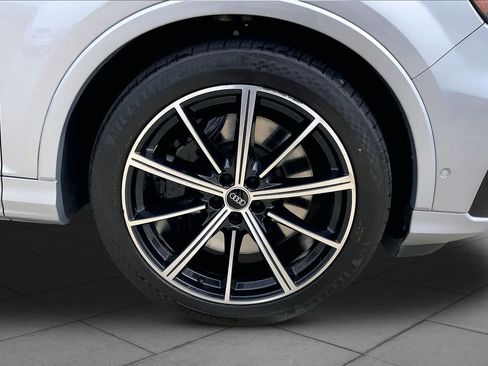 Used 2021 Audi SQ7 Prestige AWD/4WD image 10