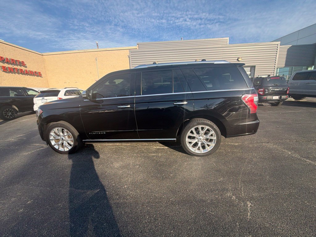 Used 2018 Ford Expedition Platinum AWD/4WD image 12