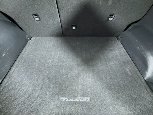 Used 2023 Hyundai Tucson SE FWD image 33