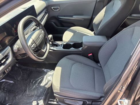 Used 2025 Kia K4 FWD image 29