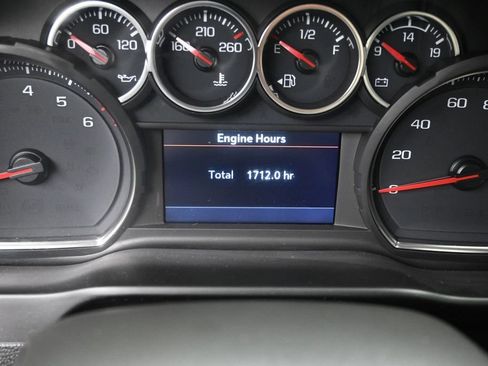 Used 2022 Chevrolet Silverado 1500 LT RWD image 13