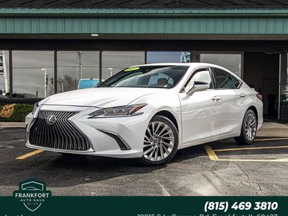 Used 2021 Lexus ES 250 w/ Accessory Package 2