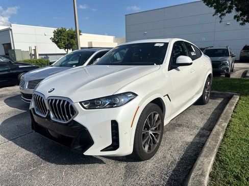 Used 2026 BMW X6 xDrive40i AWD/4WD image 4