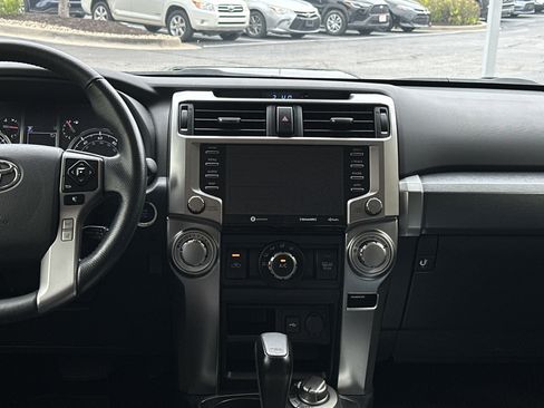 Used 2024 Toyota 4Runner TRD Sport AWD/4WD image 23