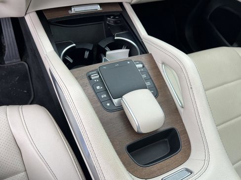 Used 2022 Mercedes-Benz GLE 350 image 19