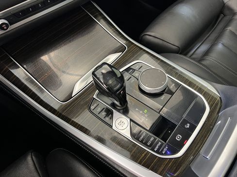 Used 2019 BMW X5 xDrive40i w/ Convenience Package image 17