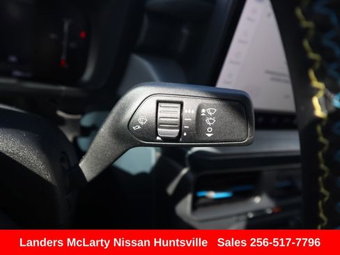 Used 2025 Ford Maverick Lobo image 24