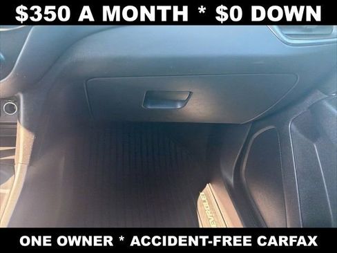 Used 2024 Chevrolet Equinox LT FWD image 27