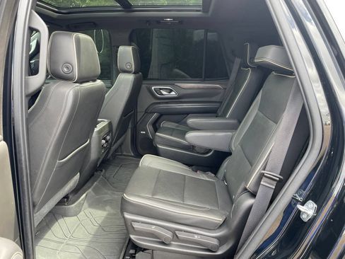 Used 2021 Chevrolet Tahoe Premier w/ Premium Package RWD image 33