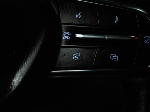 Used 2025 Chevrolet Equinox LT image 20