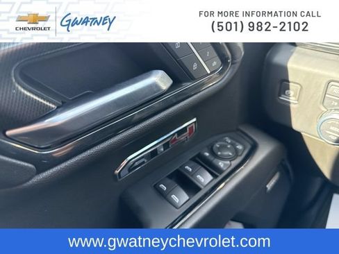 Used 2023 GMC Sierra 1500 AT4 w/ AT4 Premium Package AWD/4WD image 21