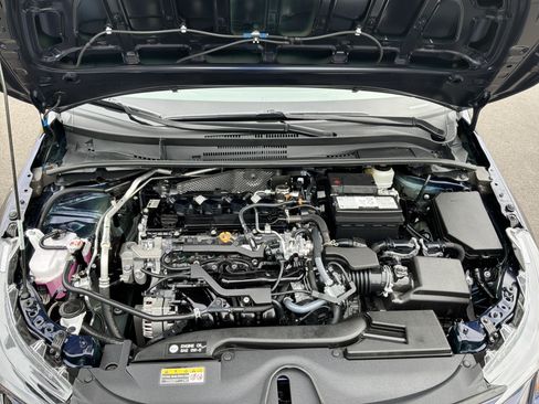 Used 2025 Toyota Corolla LE FWD image 33