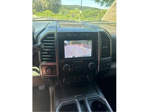 Used 2019 Ford F150 XLT w/ Equipment Group 302A Luxury AWD/4WD image 14