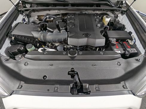 Used 2024 Toyota 4Runner SR5 image 30