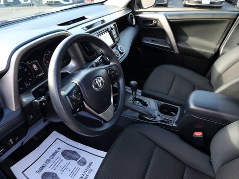 Used 2018 Toyota RAV4 LE w/ All Weather Liner Package AWD/4WD image 12