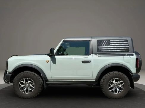Used 2023 Ford Bronco Badlands AWD/4WD image 8