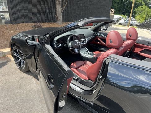 Used 2023 BMW M440i Convertible w/ Premium Package image 20