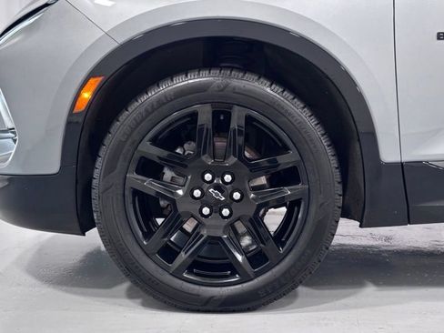 Used 2024 Chevrolet Blazer RS w/ Enhanced Convenience Package AWD/4WD image 30