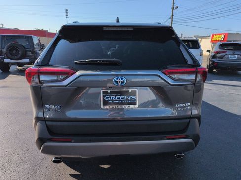 Certified 2020 Toyota RAV4 Limited AWD/4WD image 4