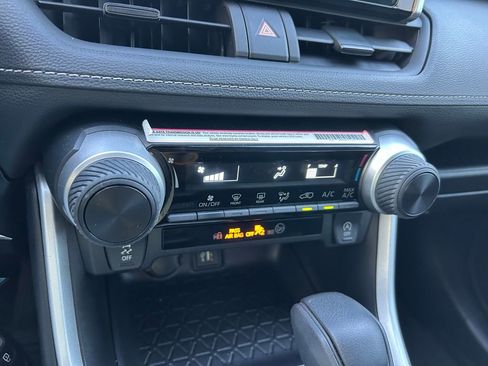 Used 2024 Toyota RAV4 LE image 25