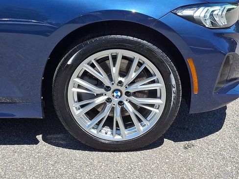 Used 2023 BMW 330i xDrive Sedan w/ Driving Assistance Package AWD/4WD image 8