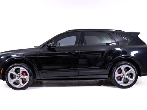 Used 2022 Bentley Bentayga AWD/4WD image 2