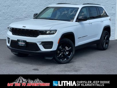 New 2025 Jeep Grand Cherokee Laredo