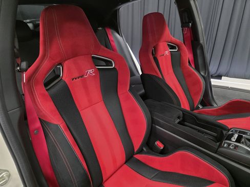 Used 2017 Honda Civic Type R image 35