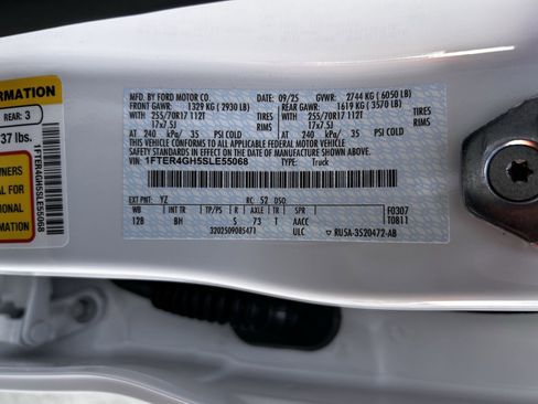 New 2025 Ford Ranger XLT w/ Equipment Group 301A High image 23