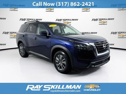 Used 2025 Nissan Pathfinder SV