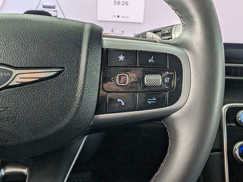 Used 2025 Genesis GV80 2.5T AWD/4WD image 16