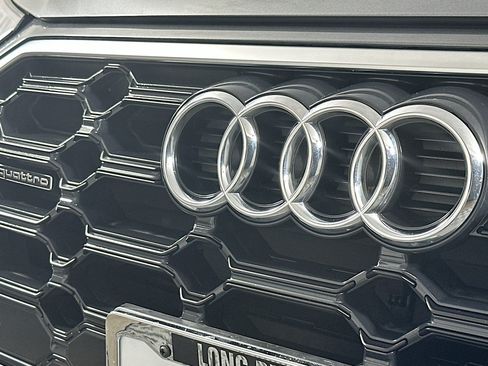 Used 2023 Audi Q5 2.0T Premium w/ Convenience Package AWD/4WD image 14