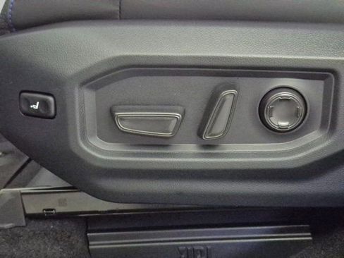 New 2026 Toyota Tundra Platinum AWD/4WD image 15