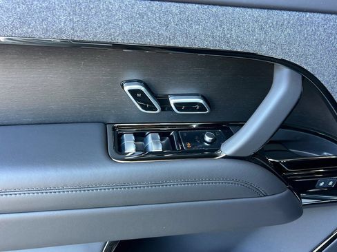 New 2026 Land Rover Range Rover Sport SE AWD/4WD image 13