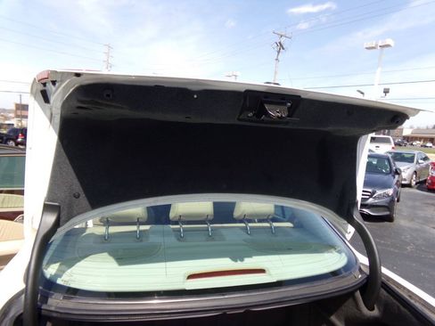Used 1999 Mercedes-Benz E 320 Sedan w/ X2 Opt Pkg image 18