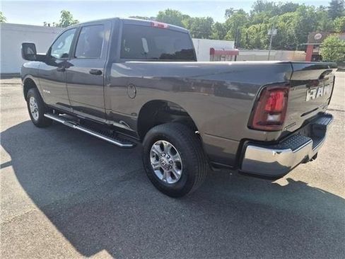 Used 2025 RAM 2500 Big Horn AWD/4WD image 50