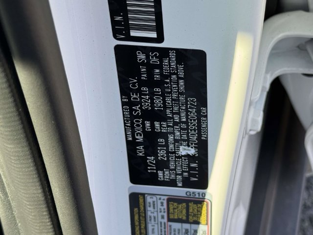Used 2025 Kia K4 EX FWD image 28