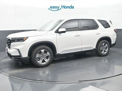 New 2025 Honda Pilot EX-L image 4