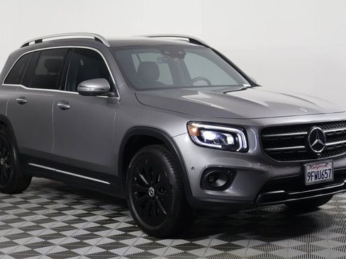 Certified 2023 Mercedes-Benz GLB 250 image 3