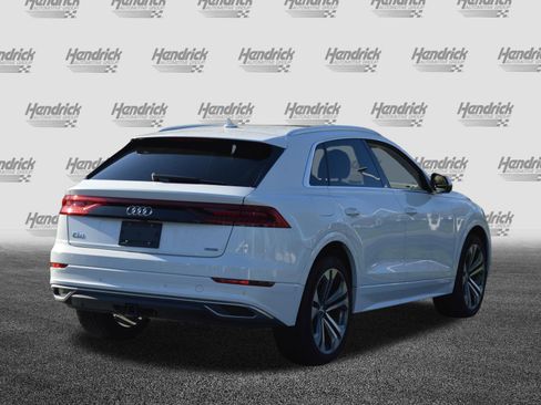 Used 2019 Audi Q8 Prestige w/ Luxury Package AWD/4WD image 11