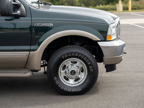 Used 2002 Ford Excursion Limited image 18