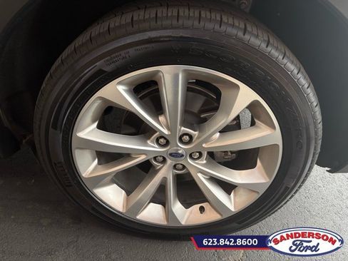 Certified 2023 Ford Explorer Platinum w/ Premium Technology Package RWD image 21